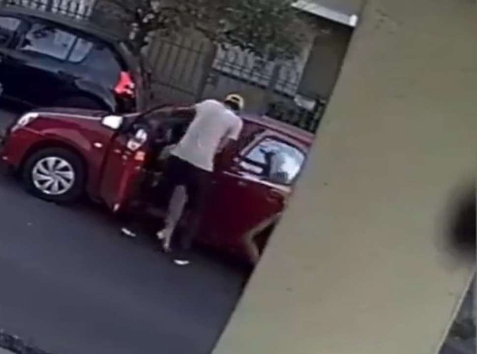 VIDEO | Ramos Mejía: hilvanan dos violentos robos a mujeres pero quedan en evidencia