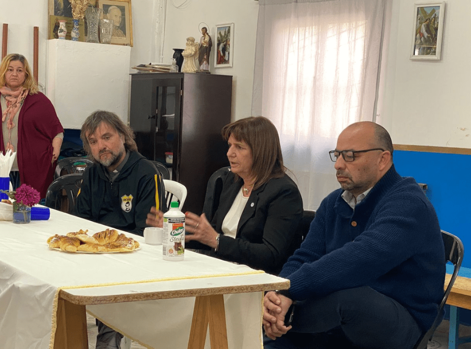 Patricia Bullrich y Lalo Creus se reunieron con los curas villeros de cara a las próximas elecciones