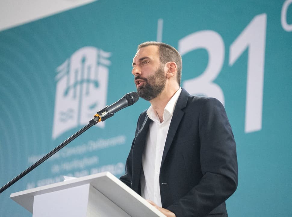 Apertura de sesiones en Hurlingham | Selci apuntó a la seguridad, obras, limpieza y una campaña para limitar el uso del celular en los niños