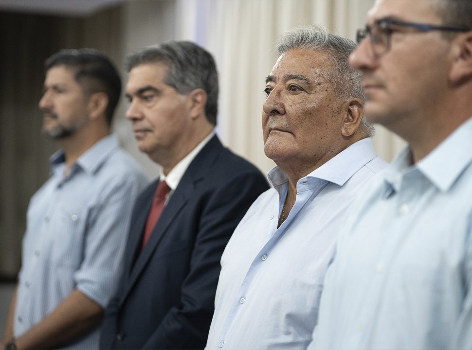 Ledesma y Capitanich encabezaron una charla con los empleados de Comercio sobre la Reforma Laboral