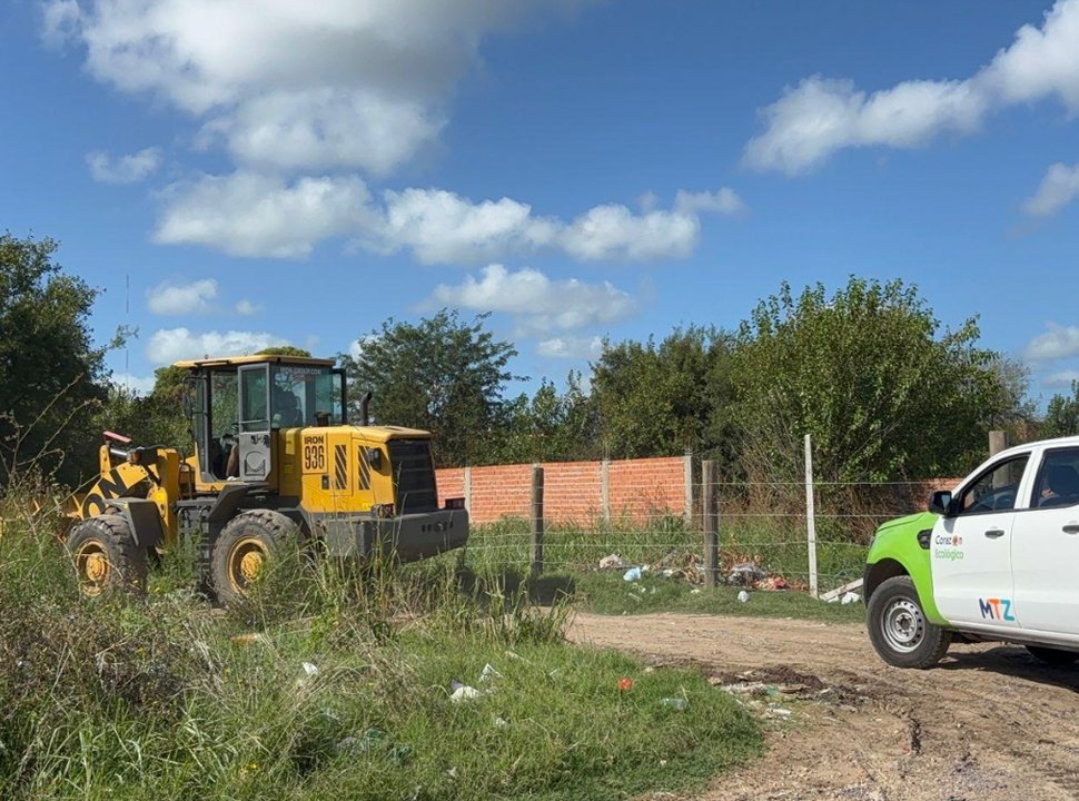 Demolieron construcciones ilegales dentro de la reserva de Ciudad Evita