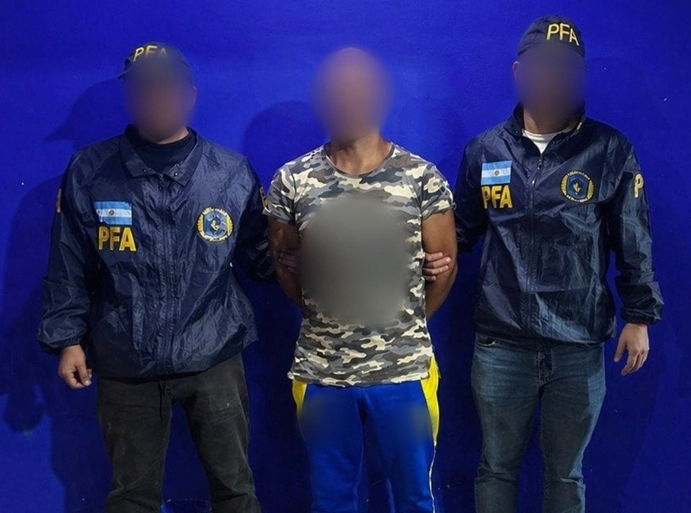 Se ocultaba como pastor evangélico en el oeste y estaba prófugo por un homicidio