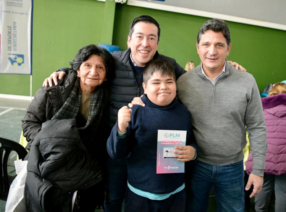 Marinucci y Nardini llevaron soluciones en el transporte a más de mil familias