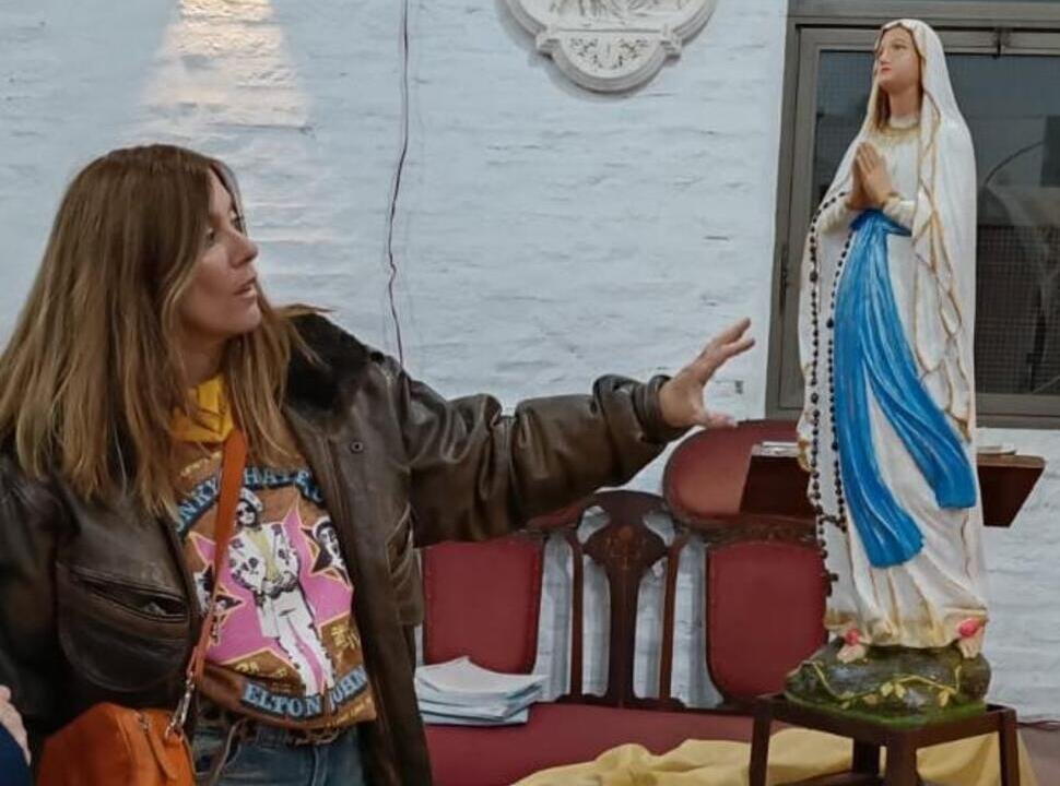 Analía Fangano: la abogada penalista que restaura vírgenes de la calle y de las cárceles