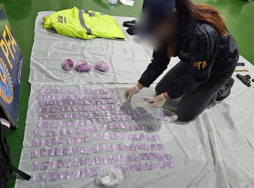 "Green and White": el DFI desbarató una banda narco en San Martín y secuestró cuatro kilos de cocaína
