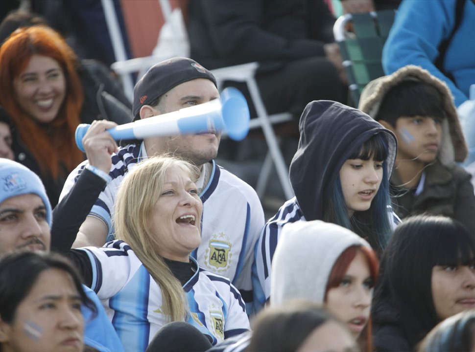 San Justo: Banderazo en el Fan Fest para alentar a la Selección Argentina