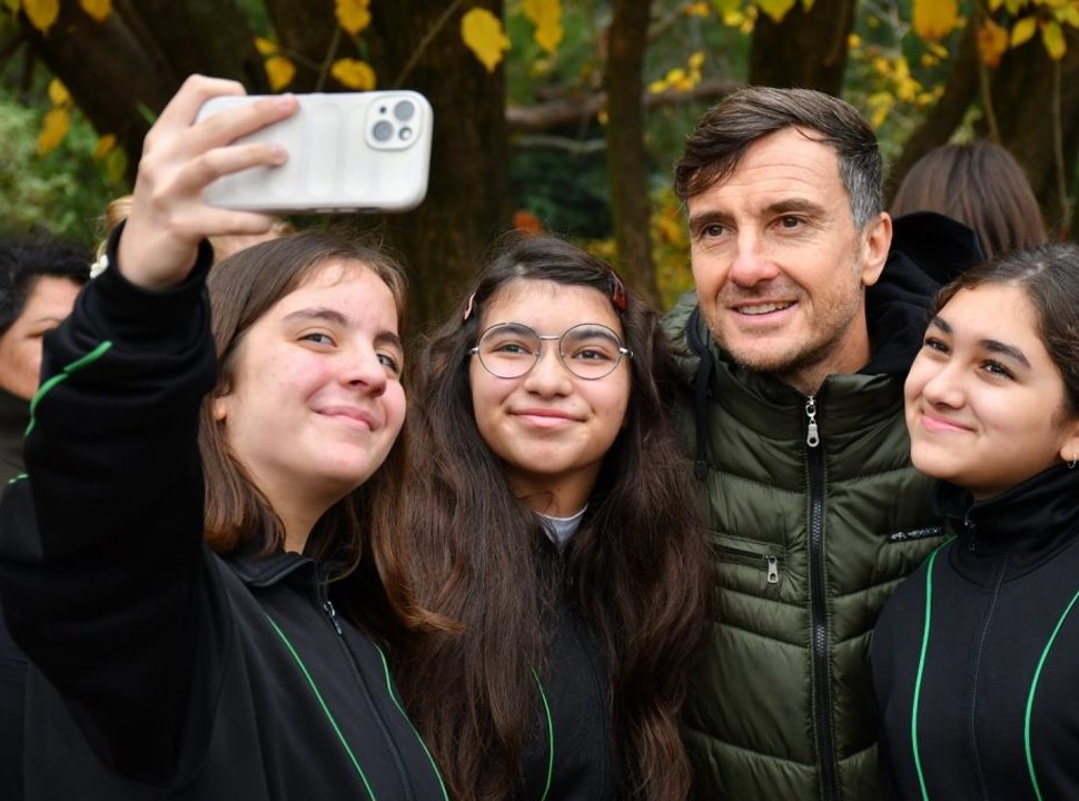 Más de 1400 estudiantes realizaron el Compromiso Ambiental en Morón