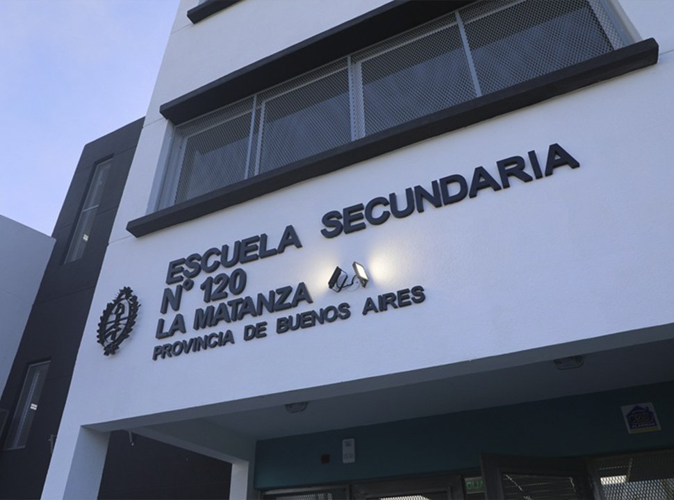 La Matanza: Nuevo edificio, ampliación y remodelaciones para tres escuelas de Virrey del Pino