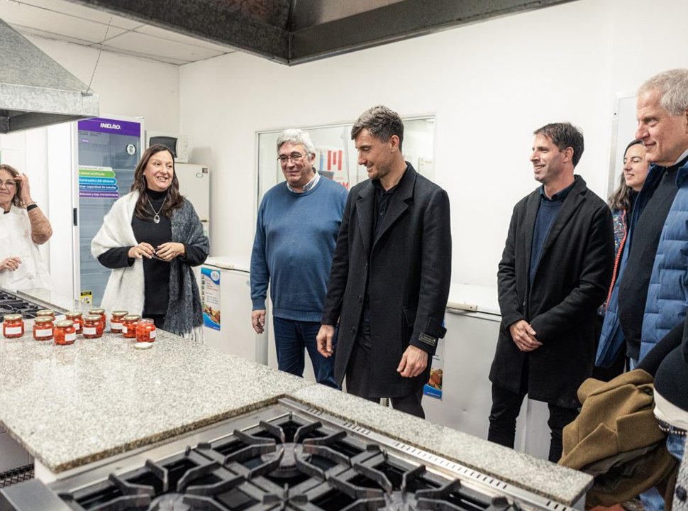 Del desperdicio a la producción: una política integral en Morón para fortalecer la economía social y el acceso a los alimentos