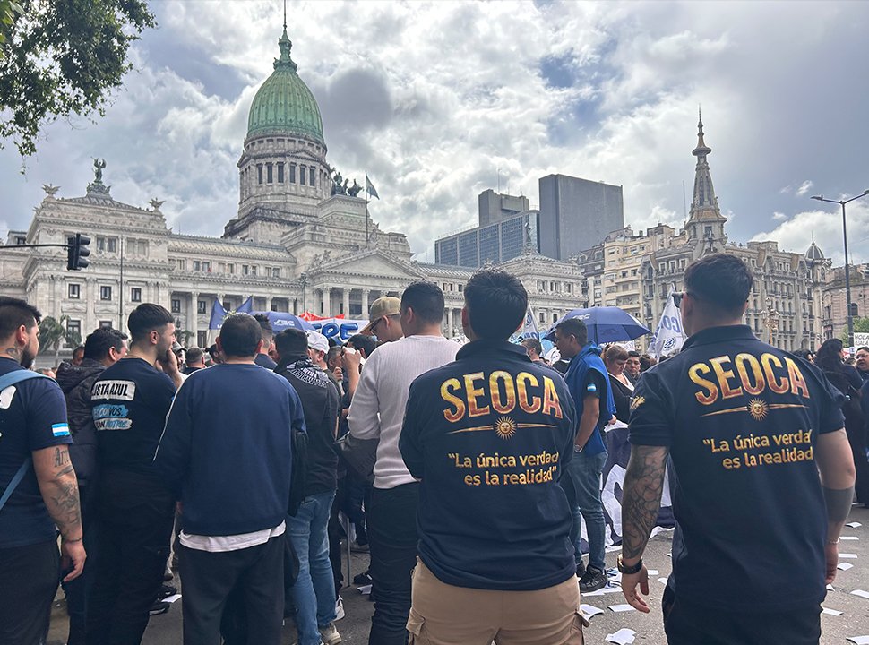 El SEOCA zona oeste movilizó al Congreso en defensa de la educación: «Sin universidad pública no hay futuro»
