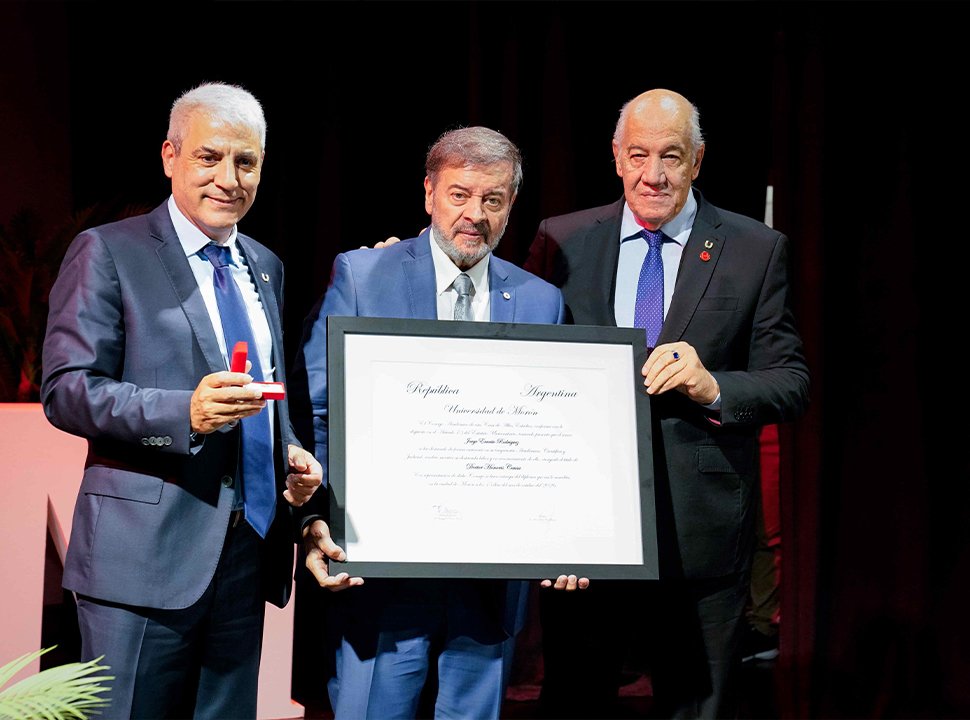 La Universidad de Morón distinguió con el Doctorado Honoris Causa al juez federal Jorge Ernesto Rodríguez